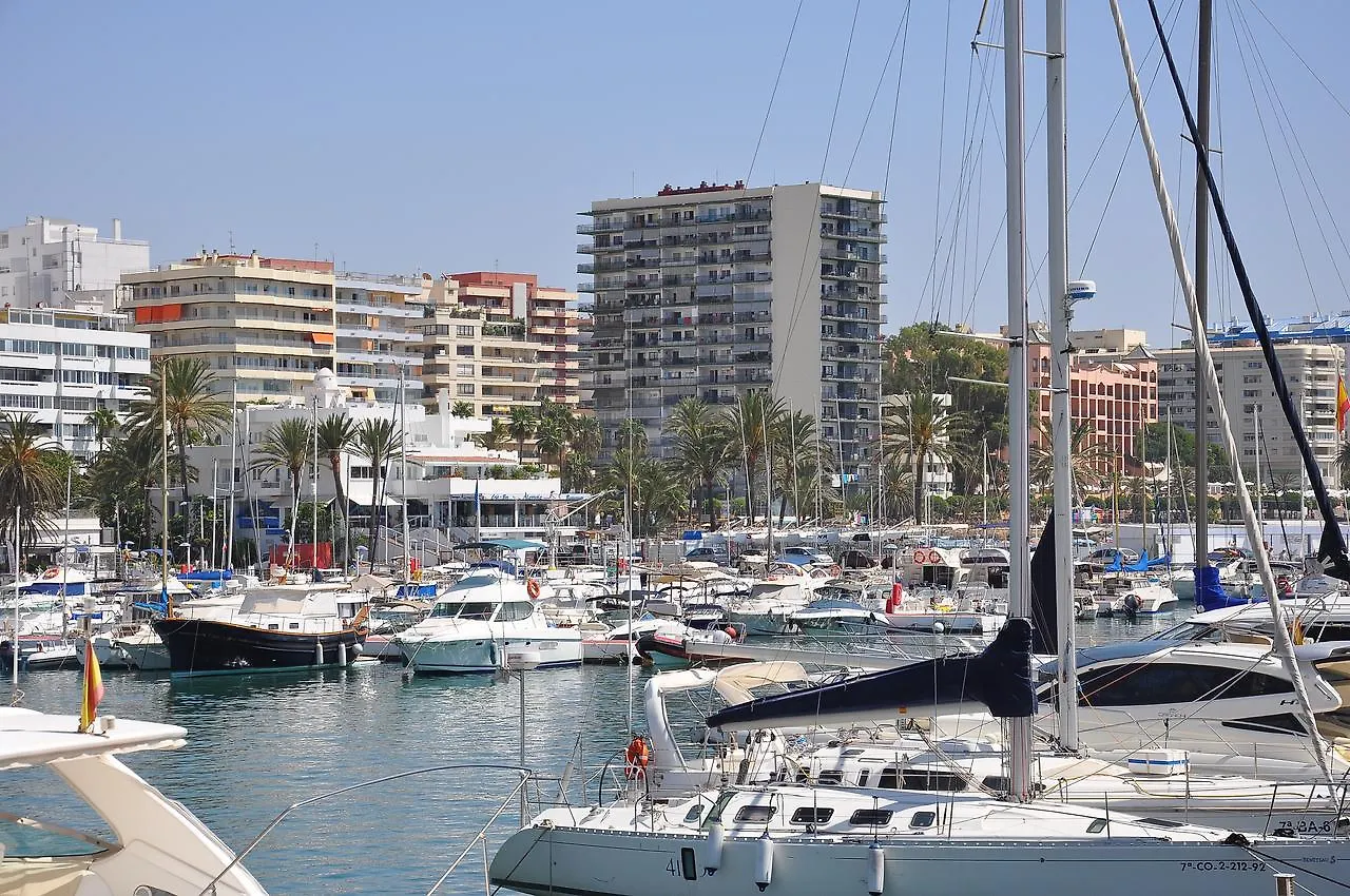 Apartment First Line Beach Marbella