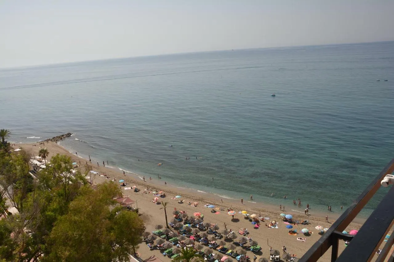 Apartment First Line Beach Marbella 0*,